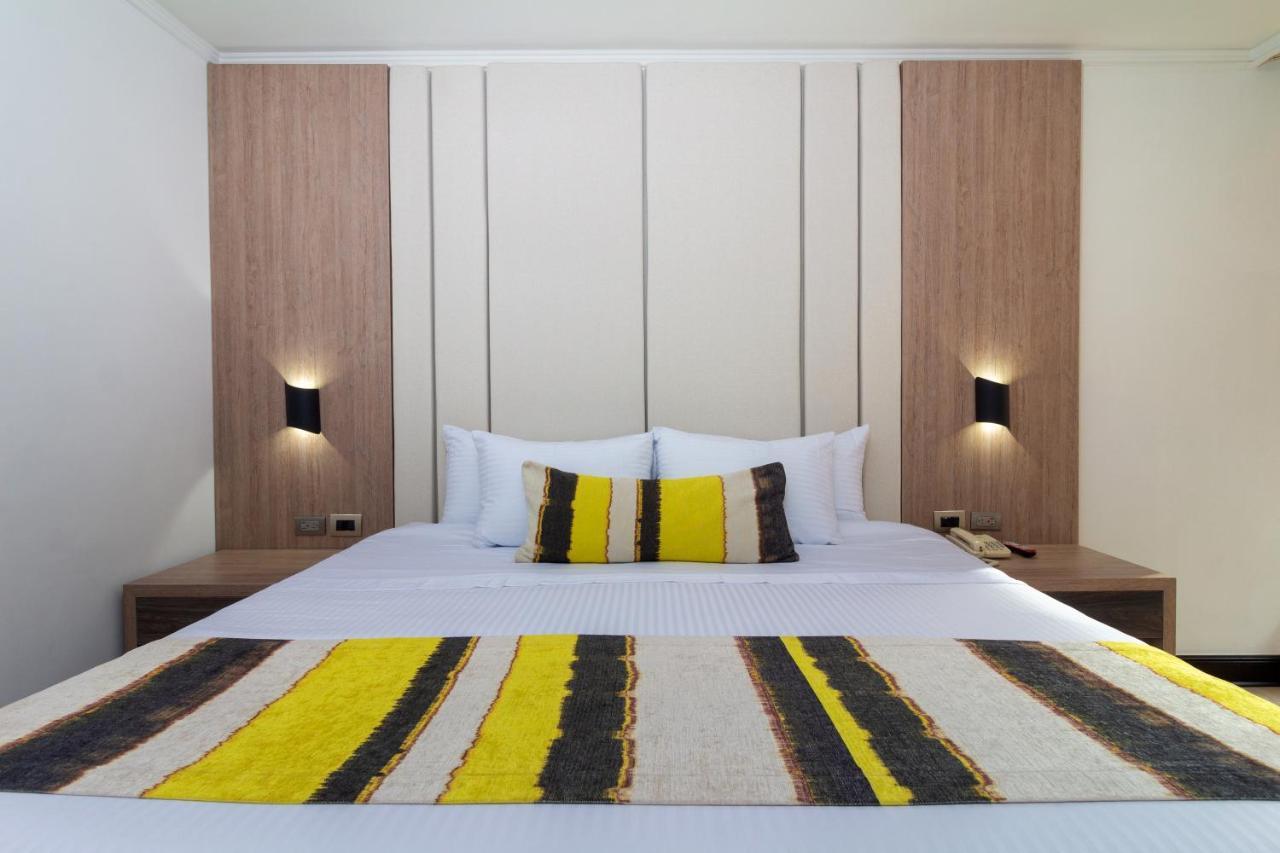 Hotel Dann Carlton Belfort เมเดยิน ภายนอก รูปภาพ A bedroom at the hotel