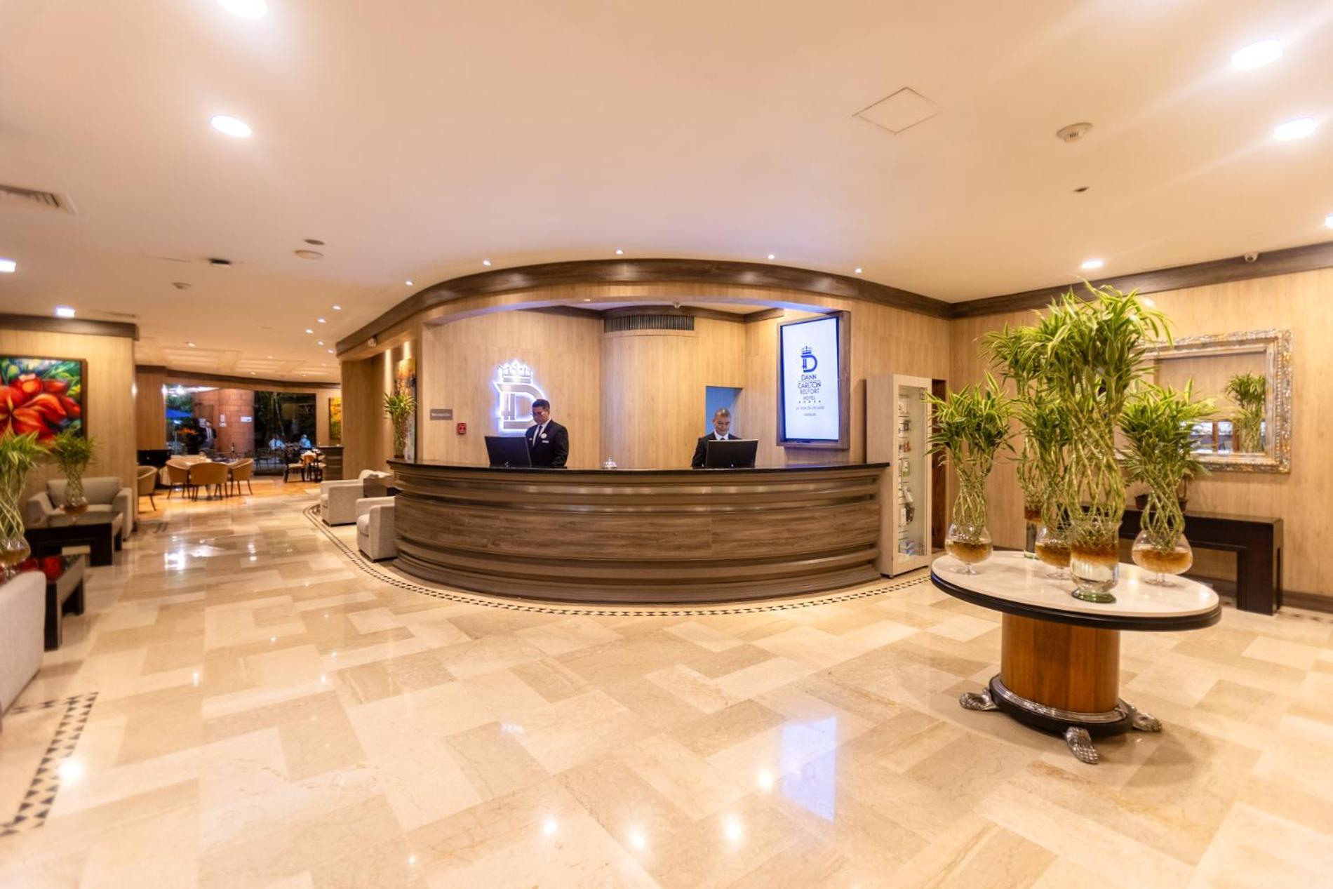 Hotel Dann Carlton Belfort เมเดยิน ภายนอก รูปภาพ Lobby