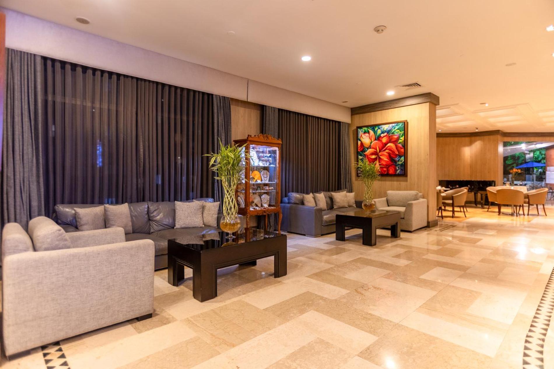Hotel Dann Carlton Belfort เมเดยิน ภายนอก รูปภาพ Lobby